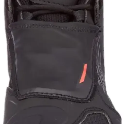 Test TCX Homme R04D WP : des bottes moto étanches pensées pour le quotidien urbain