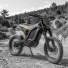Sur Ron Storm Bee : la moto électrique tout terrain qui bouscule l’enduro